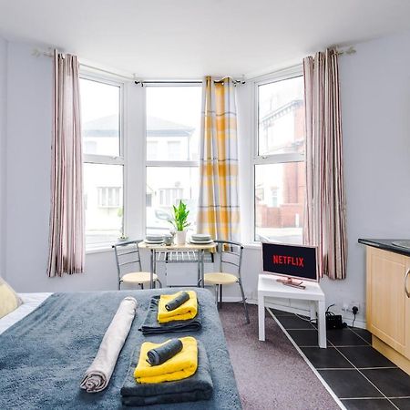 Empire Blackpool Apartments - Dickson Road Eksteriør bilde